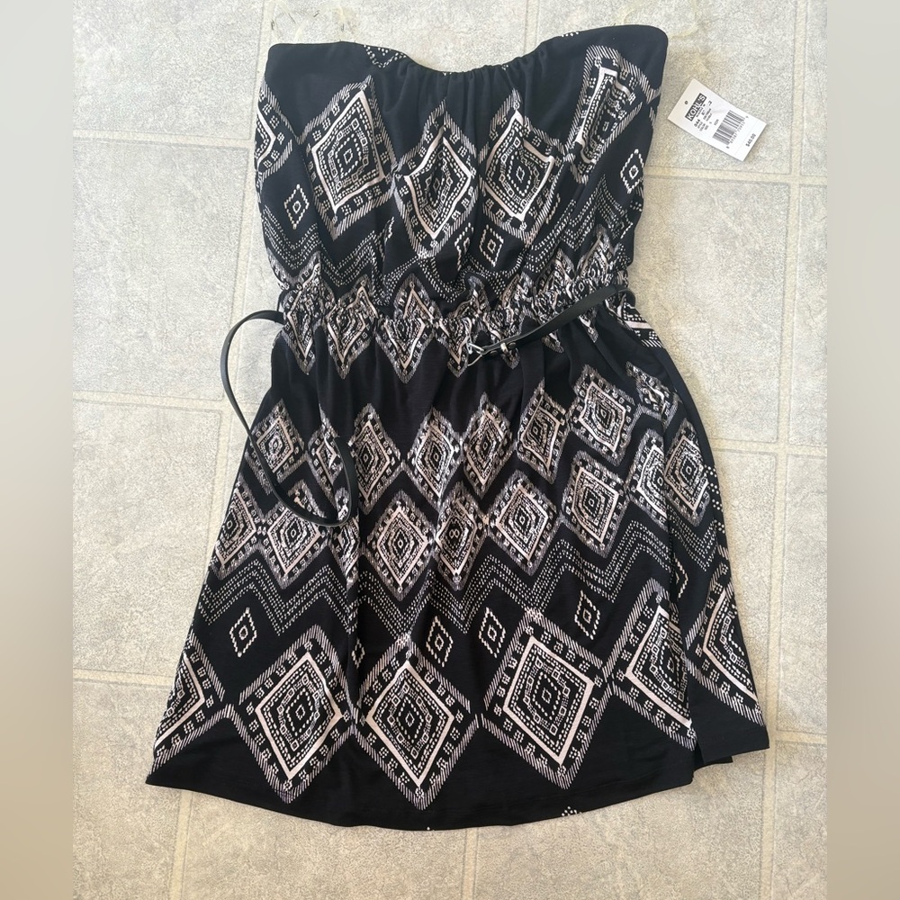 Black and White Geometric Dress